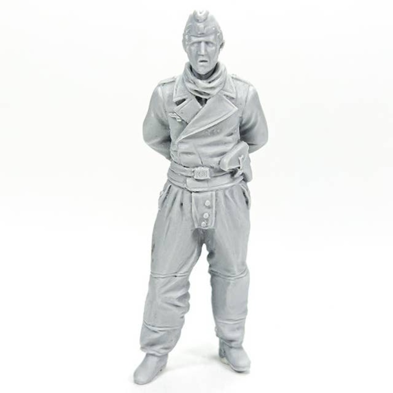 1/35 WW.II German Tank Crew B Tank Soldier Wearing Cold Weather Pants