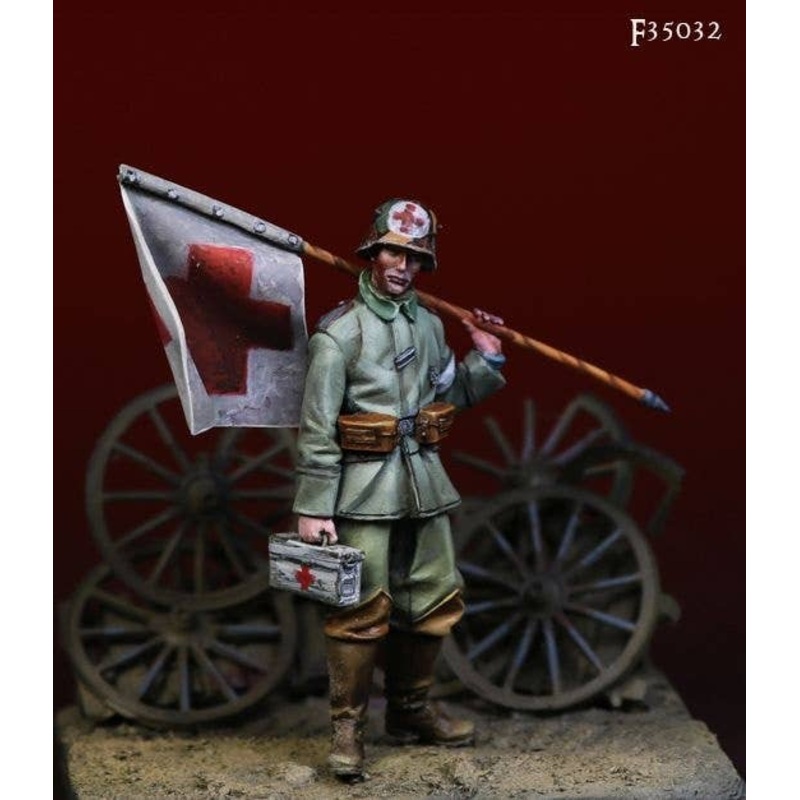 1/35 WWI German Medic