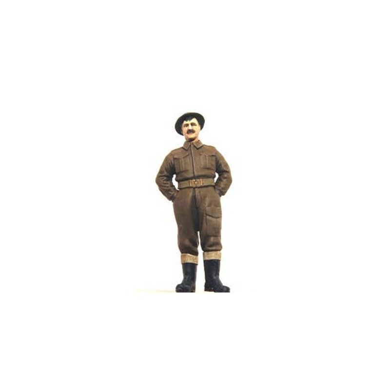 1/35 WWII British Driver Standing by Vehicle