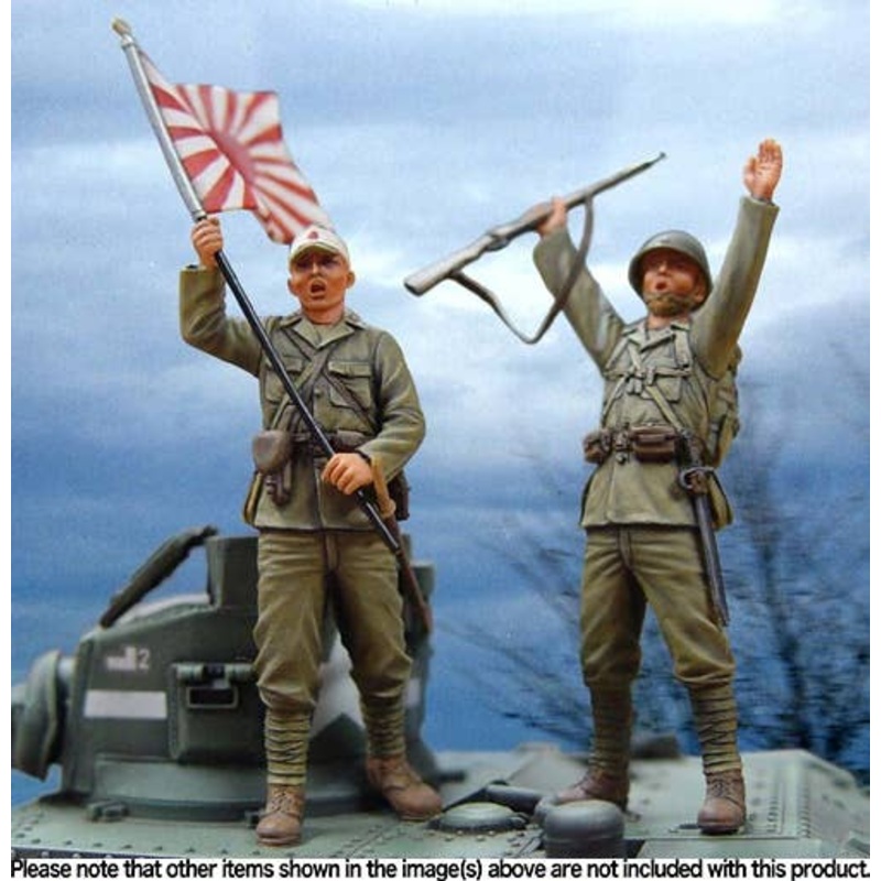1/35 WWII Japanese Army Infantry Set (2pcs)