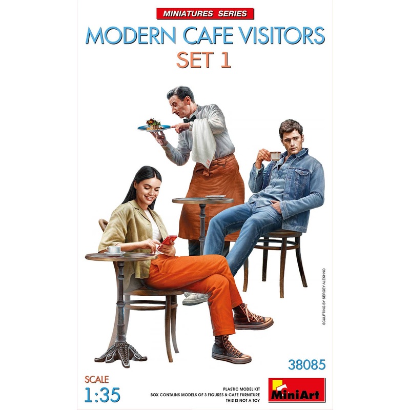 1/35 Modern Cafe Visitors Set 1