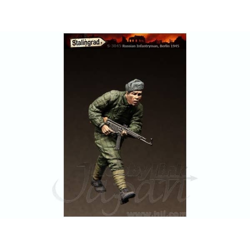 1/35 Russian Infantryman, Berlin 1945 #3045
