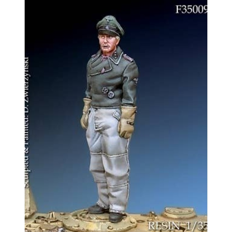 1/35 SS Tank Commander WWII Europa 1944