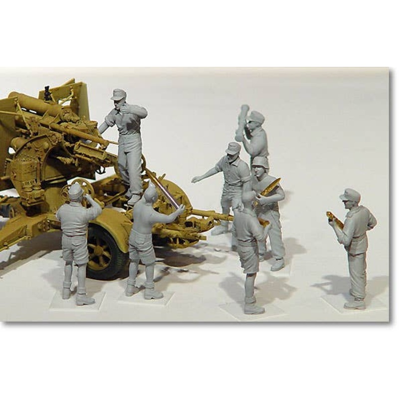 1/35 Flak 18 Gun Crew Afrika Korps (8pcs)