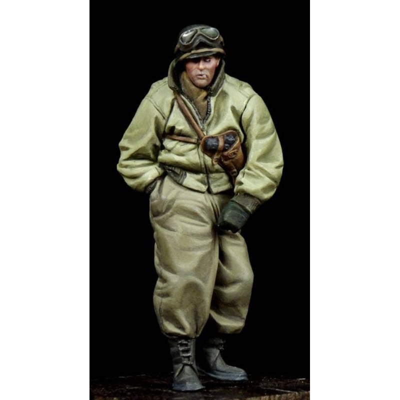1/35 M8/20 Crewman #1
