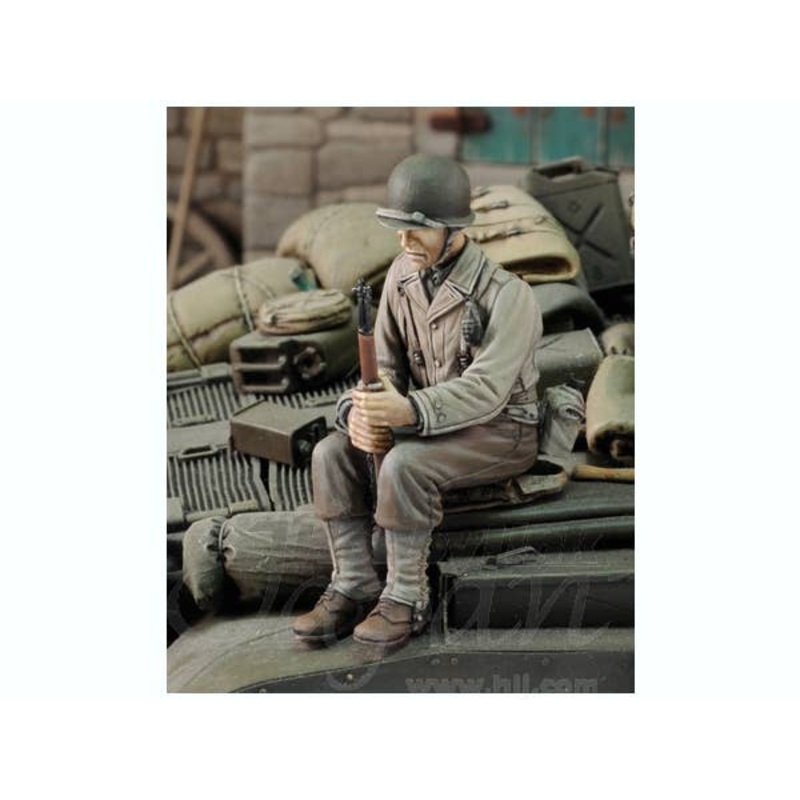 1/35 U.S. Infantry at rest with rifle-WWII (No.2)