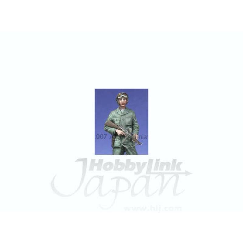 1/35 WW2 US Tanker w/ Tommy Gun