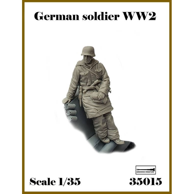 1/35 WWII German Soldier #1 Reclining Soldier (1pcs)