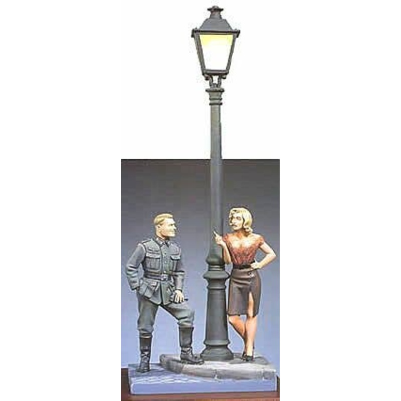 1/32 Lili of the Lamplight (1940)