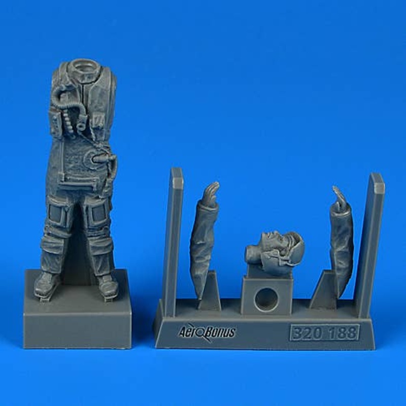 1/32 R.A.F. Fighter Pilot (Falkland War)