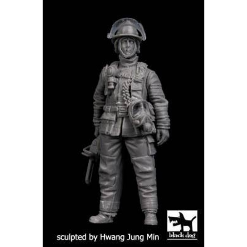 1/35 Fireman No.2