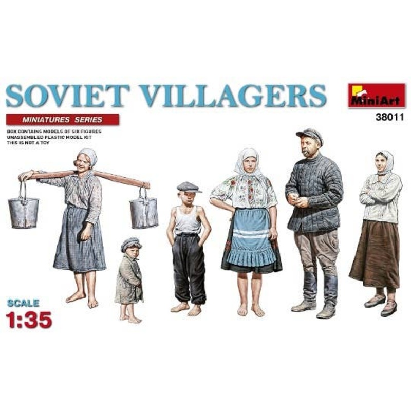 1/35 Soviet Villagers