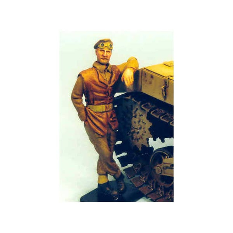 1/35 UK Tank Officer at Ease