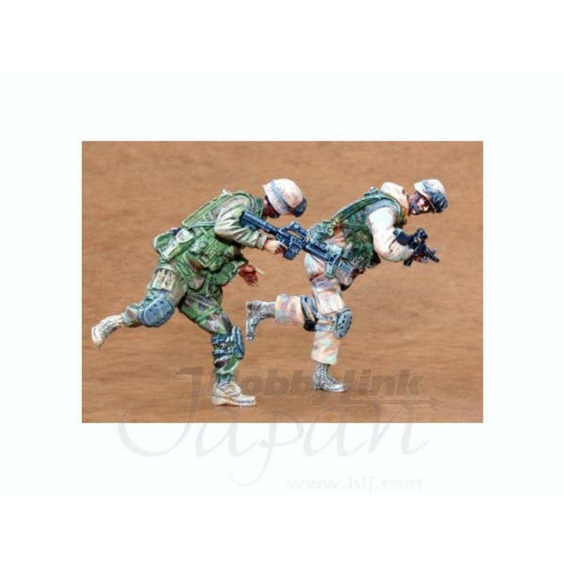 1/35 US Infantry Freedom Irag part II 2 figures.
