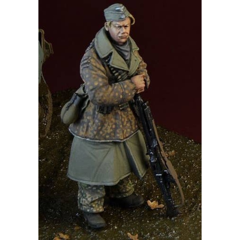 1/35 Waffen SS MG Gunner, Ardennes 1944