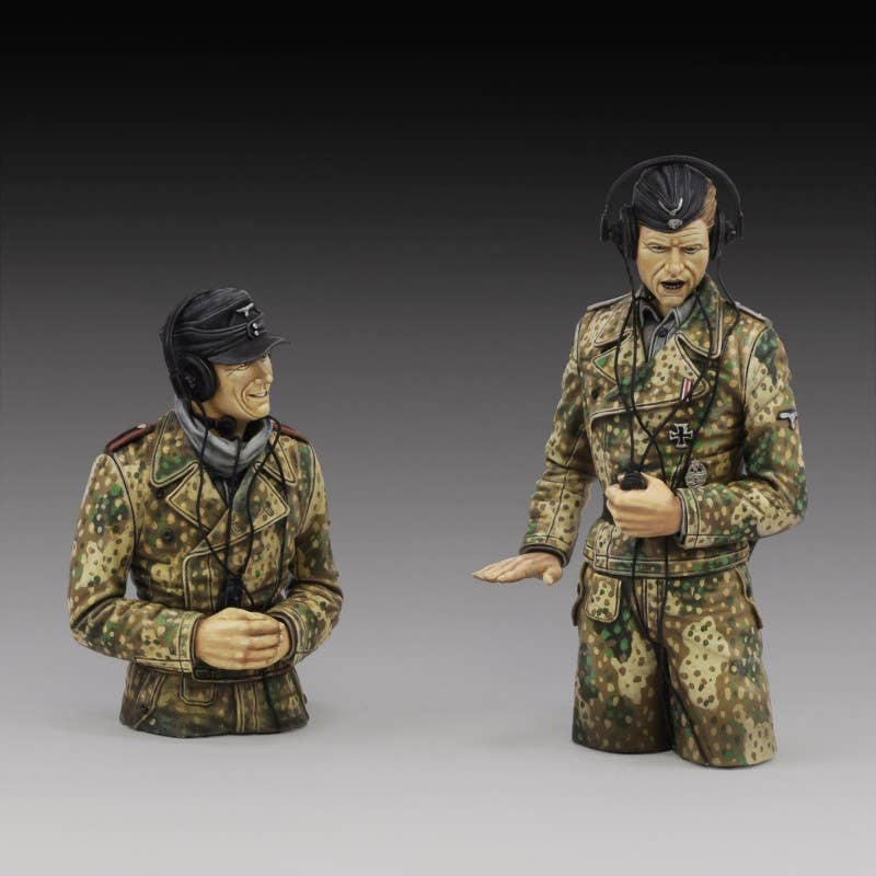 1/16 German tank crew in pit dot Part 2 (2pcs)