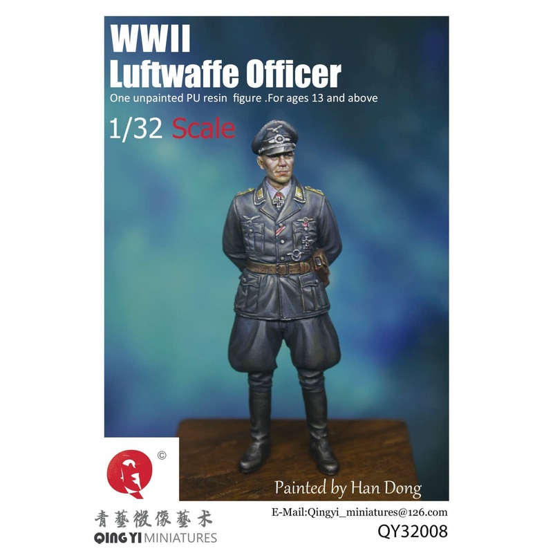 1/32 WWII Luftwaffe Officer