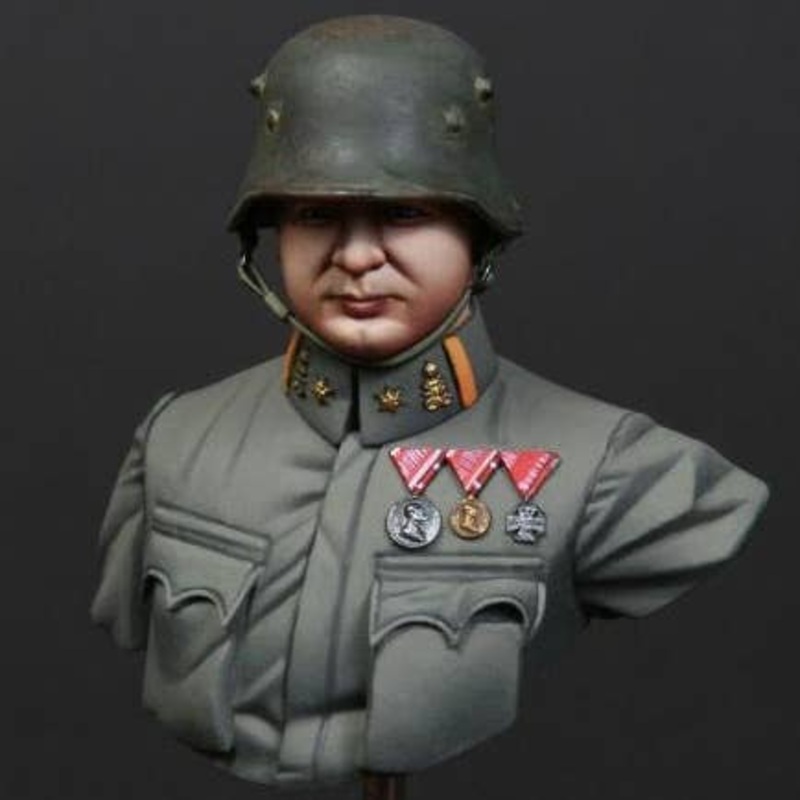 1/16 Austro-Hungarian Infantry / Pioneer officer WW I Bust model