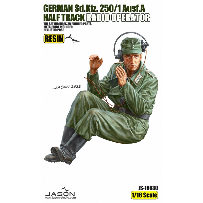 1/16 German Sd.Kfz. 250/1 Ausf.A Half Track radio operator