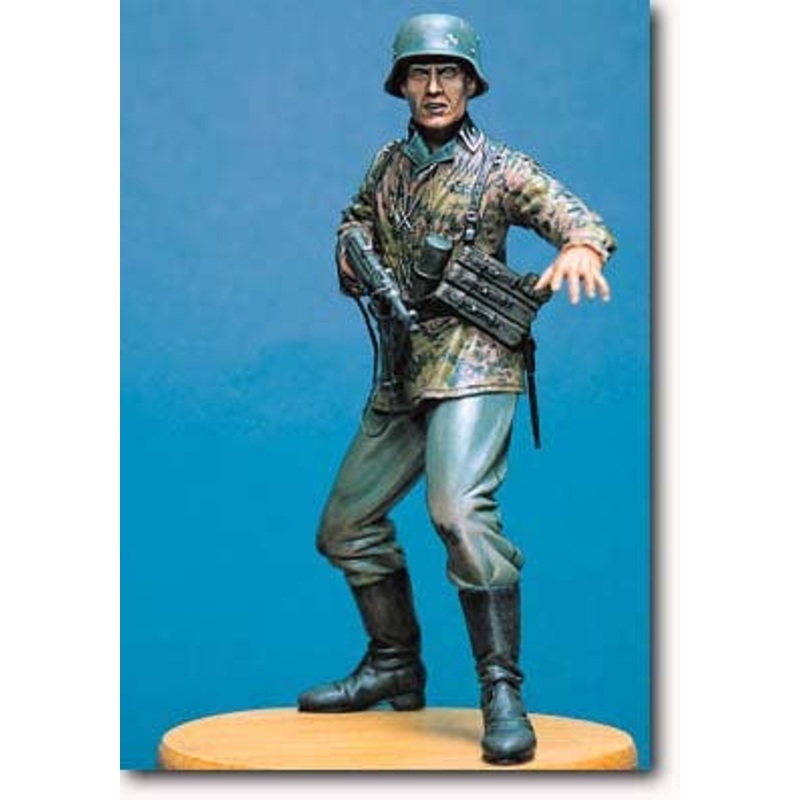 1/16 "Halt!" German Soldier WWII
