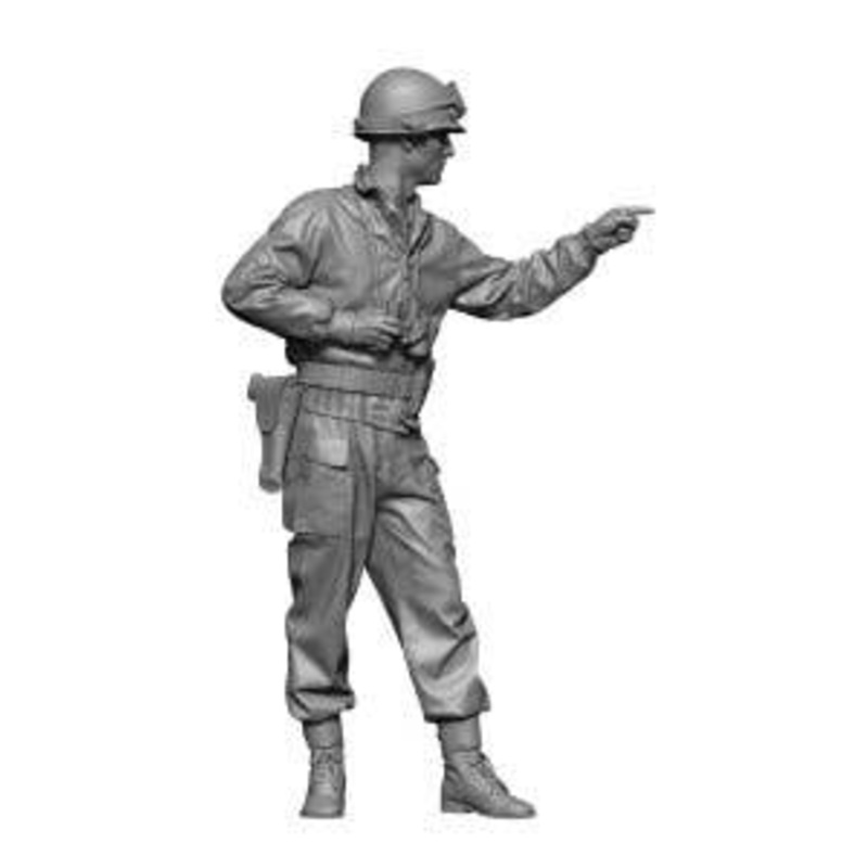 1/16 WWII American M8 Greyhound Armored Car Crew #3