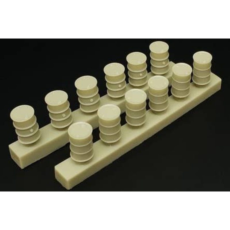 1/72 Fuel Drum Set (Made Of Resin)