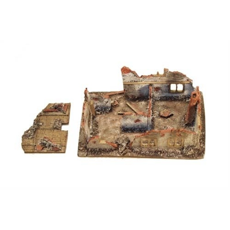 1/56 Private House Destroyed (with Removable Floor Section)