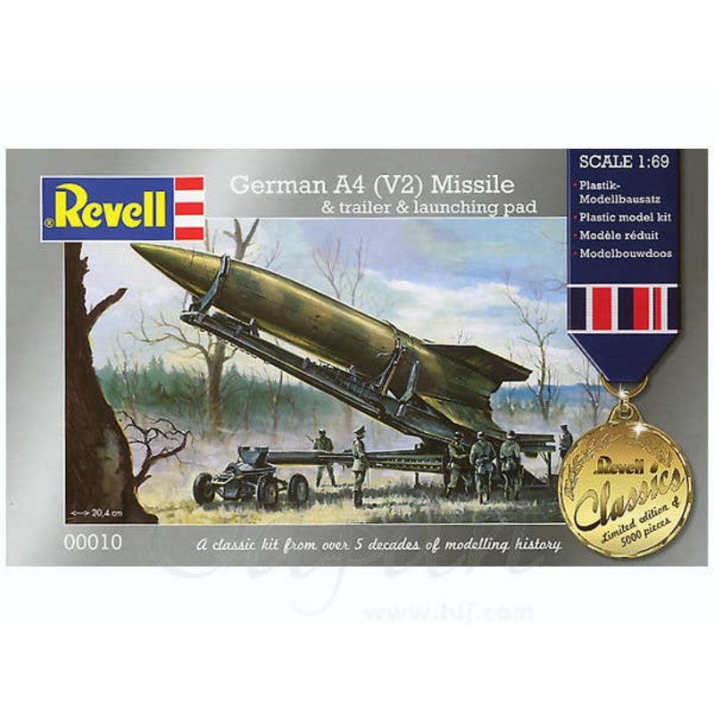 1/69 German A4 (V2) Missile & Trailer & Launching Pad