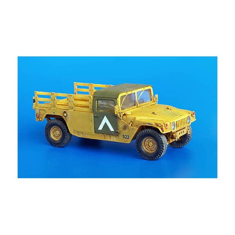 1/48 M998 Cargo