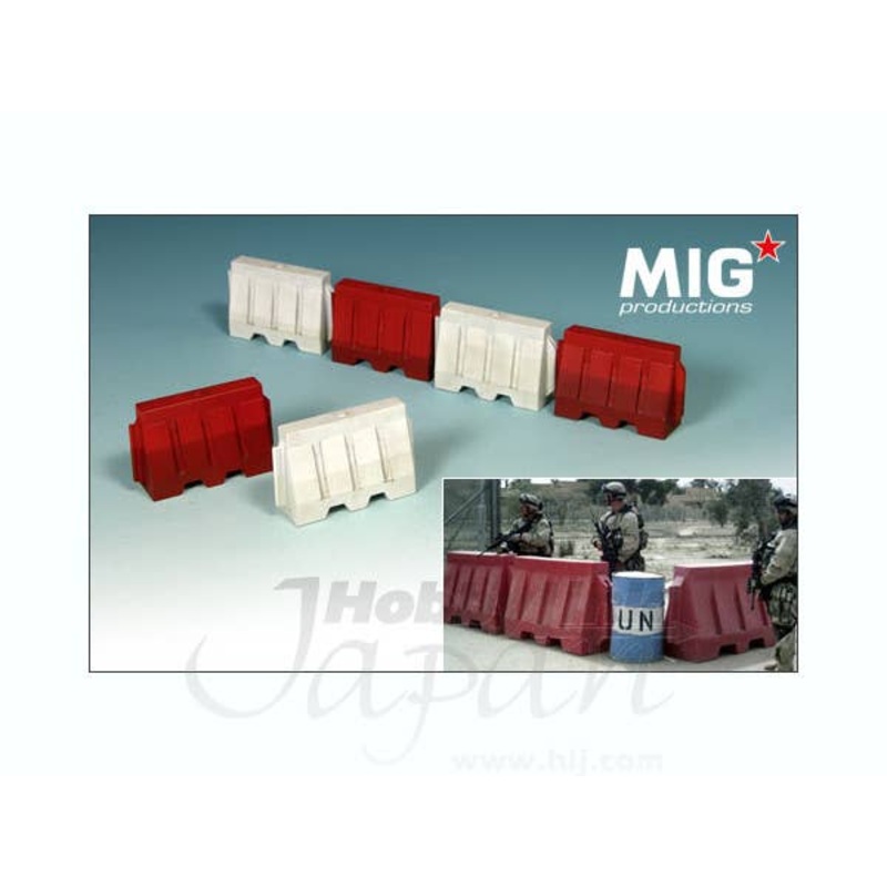 1/35 Plastic Jersey Barriers