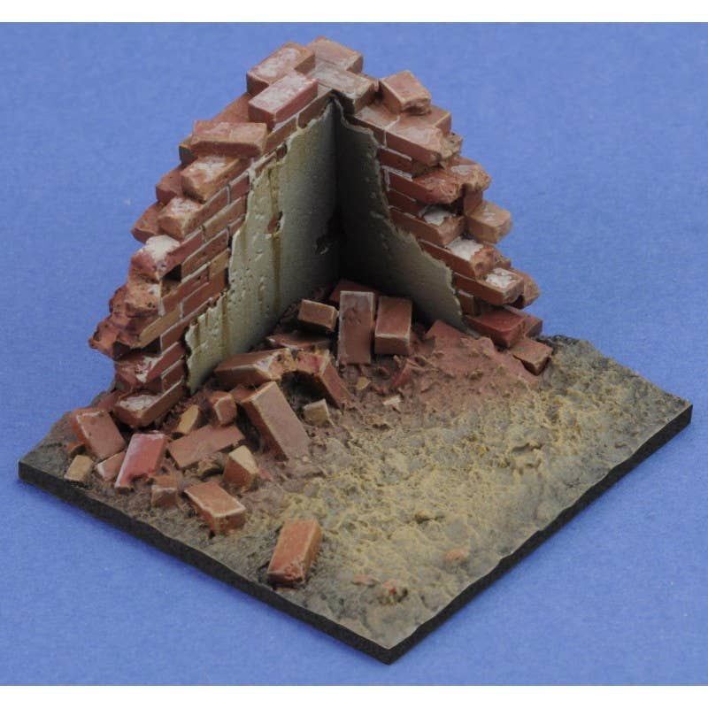 1/35 Base with ruined wall (cm 4x4) No.10
