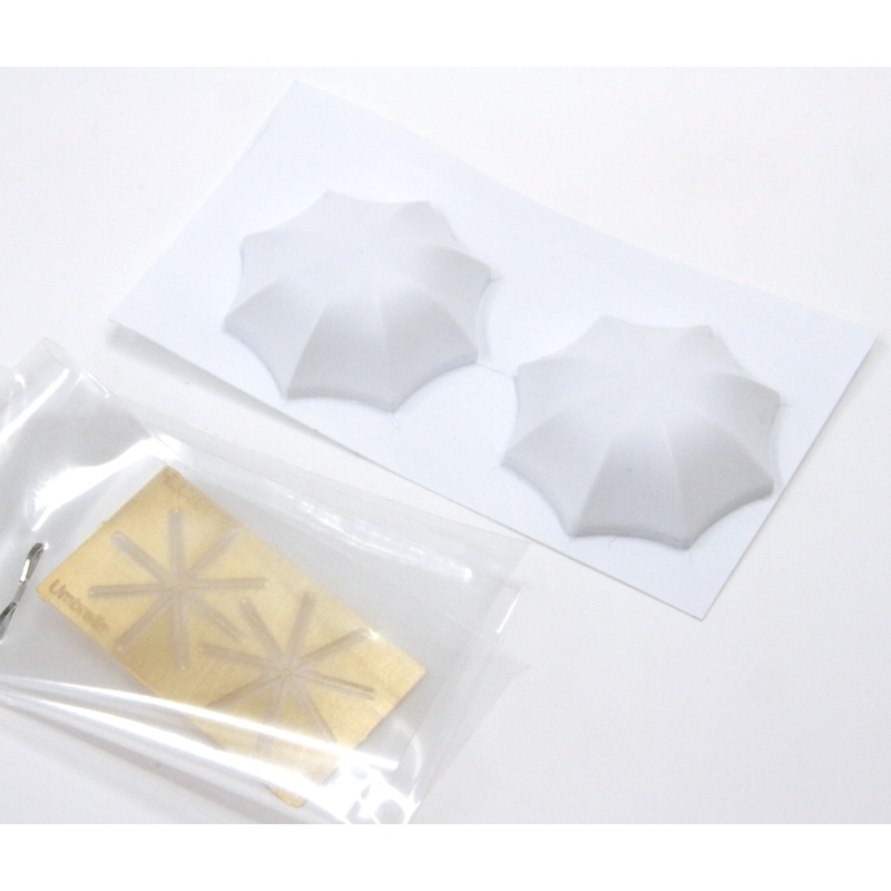 1/35 Umbrella (2pcs) Resin/PE Construction Kit