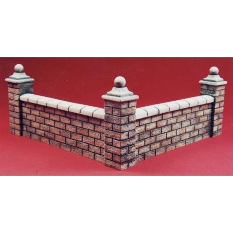 1/35 Little Wall with Columns
