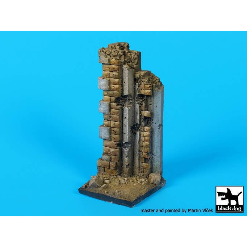 1/35 Stone Wall Base