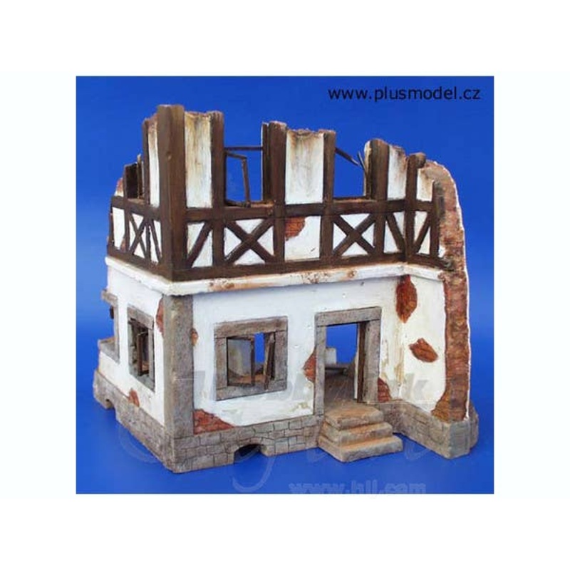 1/35 German House