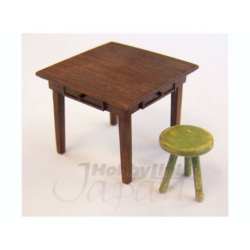 1/35 Table And Seats