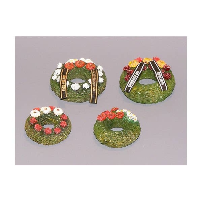 1/35 Funeral Wreaths with Ribbons