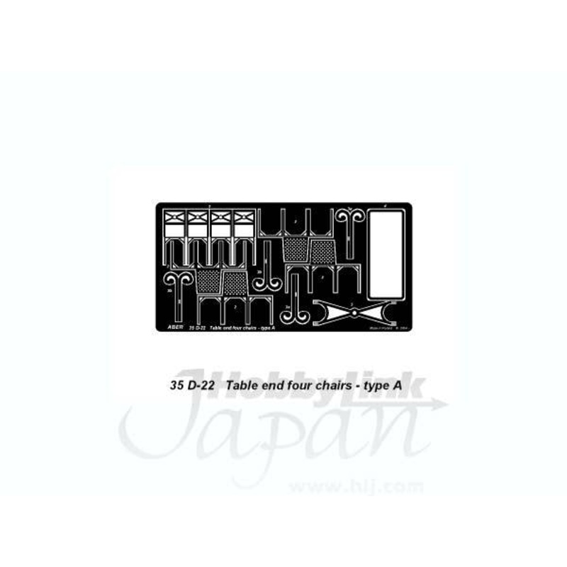 1/35 Table & Four Chairs Type A