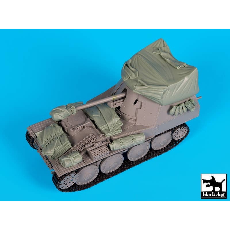 1/35 Marder III with Canvas Accessories Set