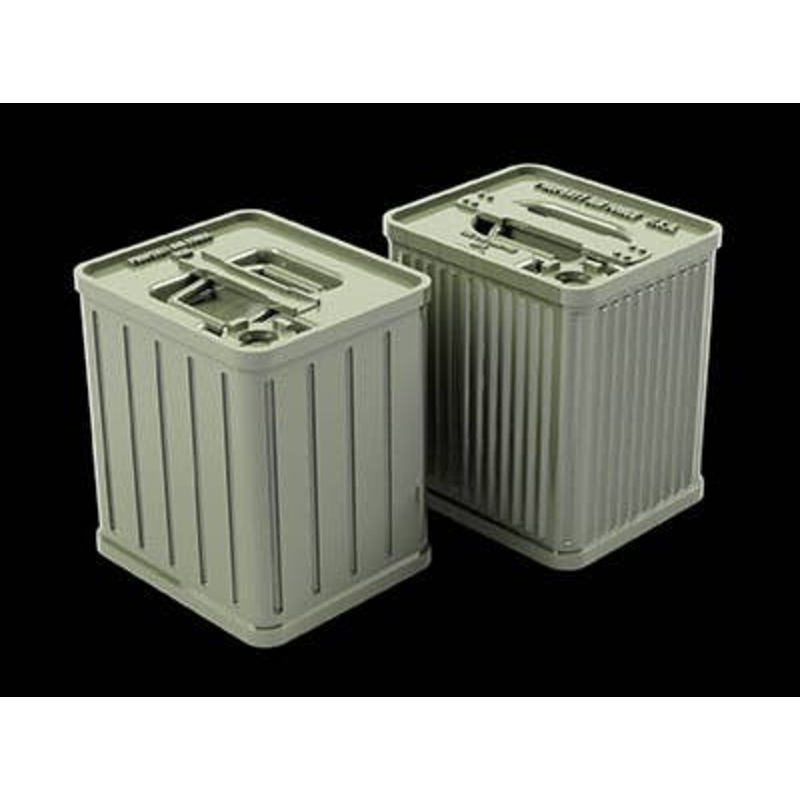 1/35 12 US Army Air Corps 5 Gallon Fuel Cans