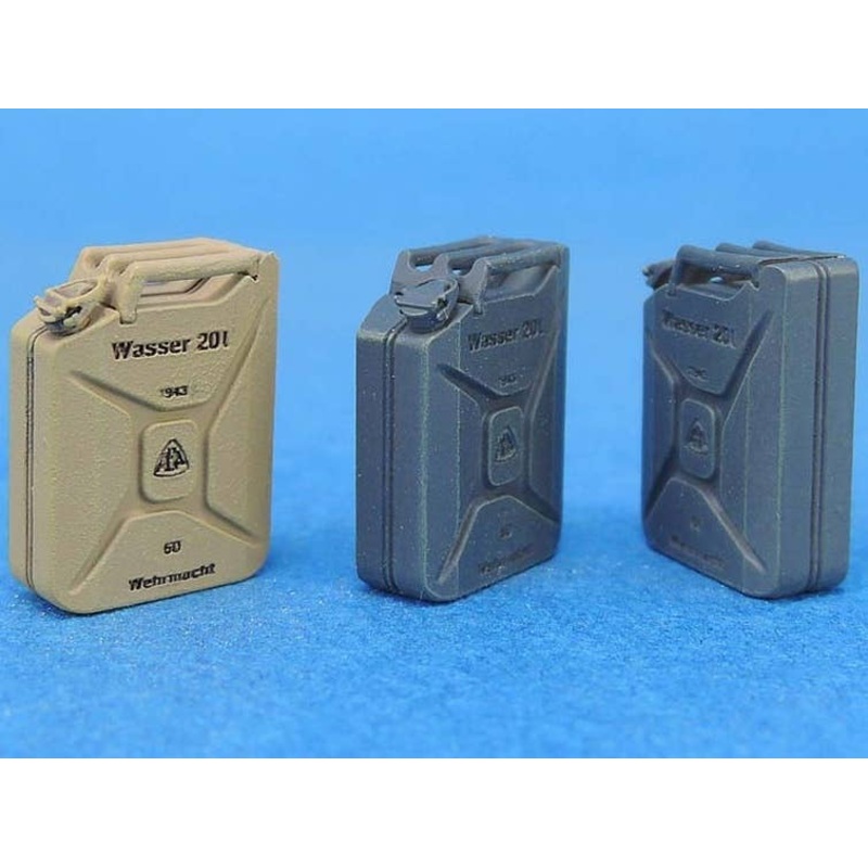 1/35 WWII German Water Can set (15pcs)