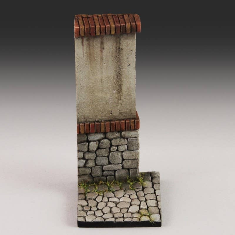 Base with wall (cm 3,5x3,5) (1/35-1/32 scale)