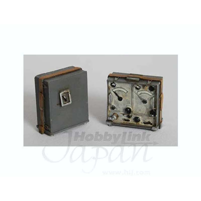 1/35 German Wireless Station w/Battery