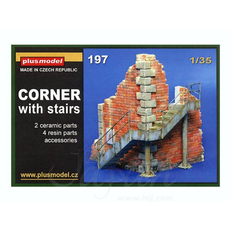1/35 Building Corner with Stairs