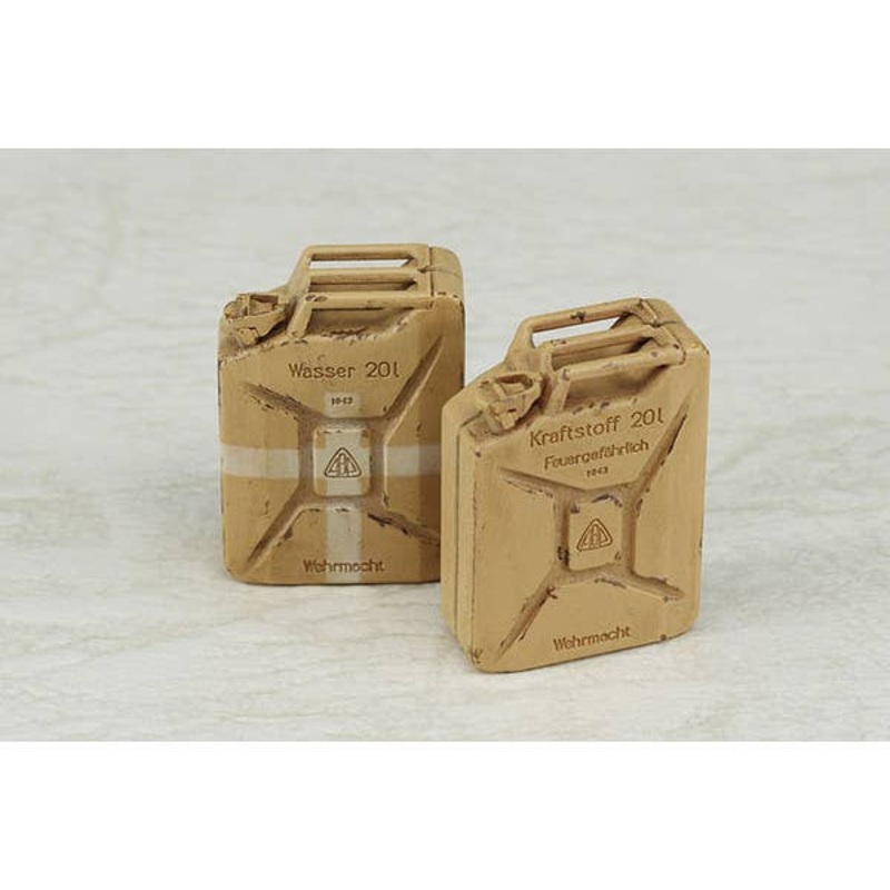 1/24 German Jerrycan Set