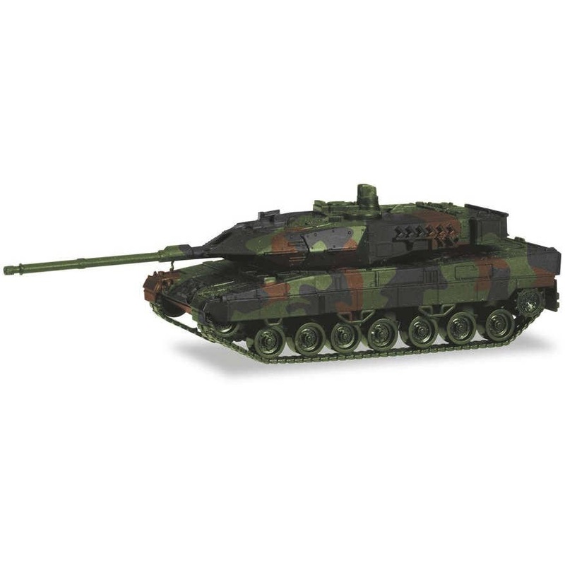 1/87 Main Battle Tank Leopard 2A7 Decorated