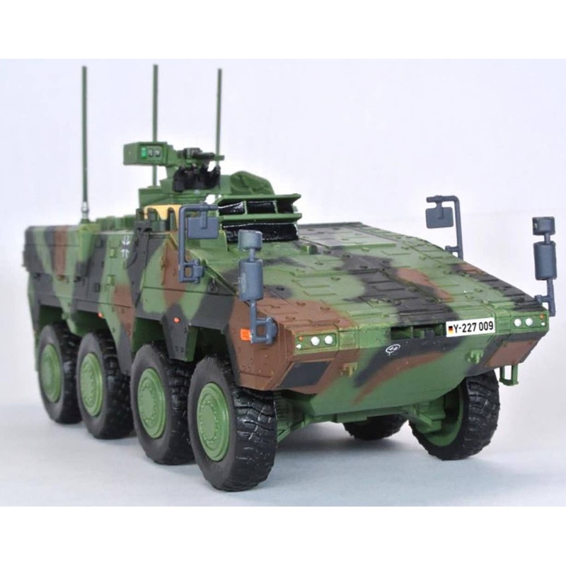 1/72 German Boxer MRAV A2 Wheeled Armored Vehicle Finished Product