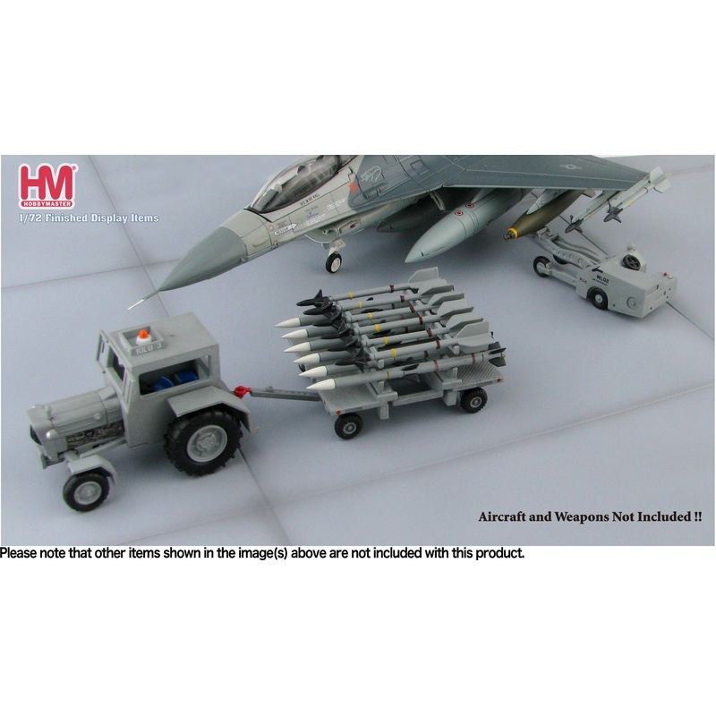 1/72 US Modern Weapon Loading Set II Ford Tractor, Missiles Trailer, Lift Truck