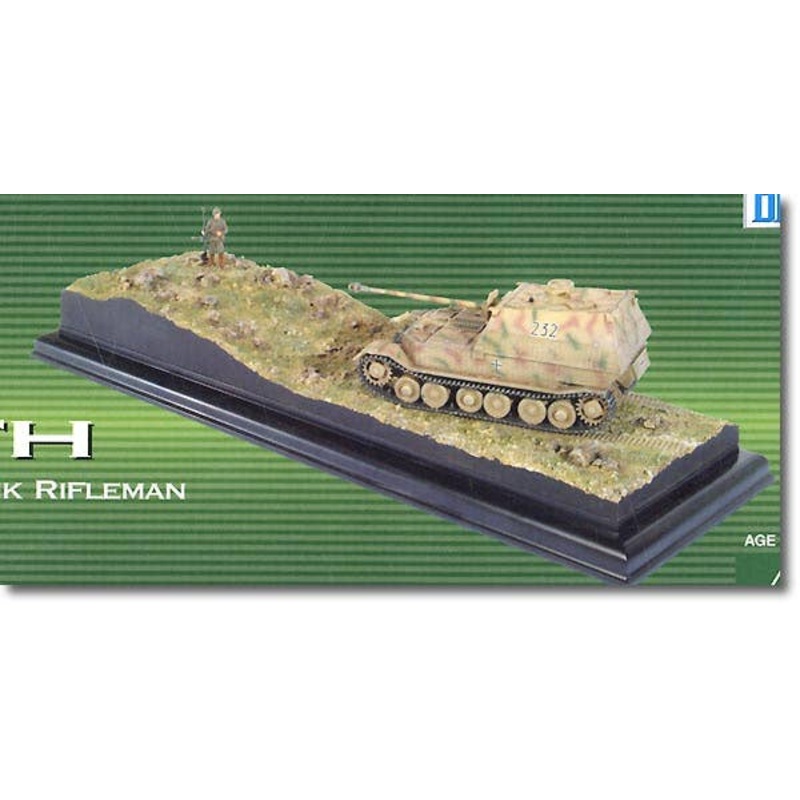 1/72 Elefant w/Red Army AT Rifleman