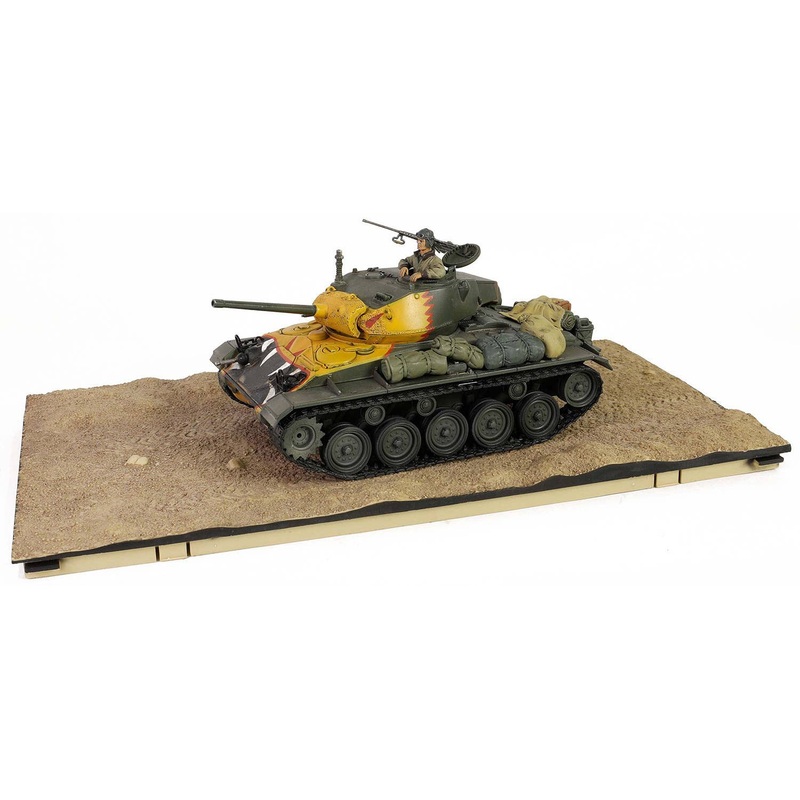 1/32 U.S. Army M24 Light Tank Chaffee 1950 Korean War Han River Finished Product